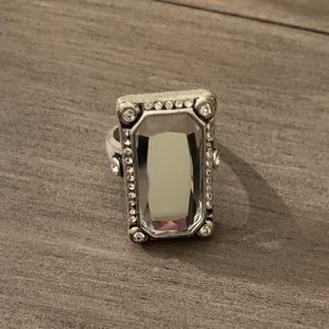 Lia Sophia vintage style ring! Sz8